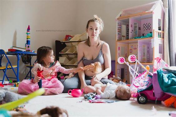 Una foto viral expone la enfermedad de la que las madres no hablan Una foto viral expone la enfermedad de la que las madres no hablan