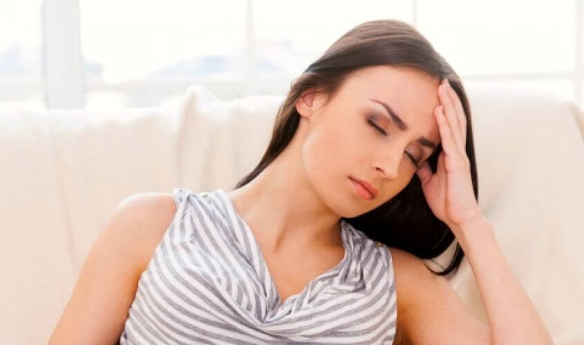 Het verschil tussen menstruatie en een innestelingsbloeding