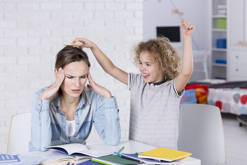 ¿Cómo son los hijos de las madres permisivas?