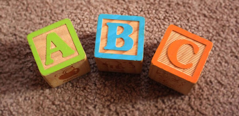 ¿Qué influye en el desarrollo del lenguaje?