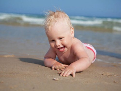 Si deseas ir a la playa con bebés, lo mejor es hacer una planificación adecuada.