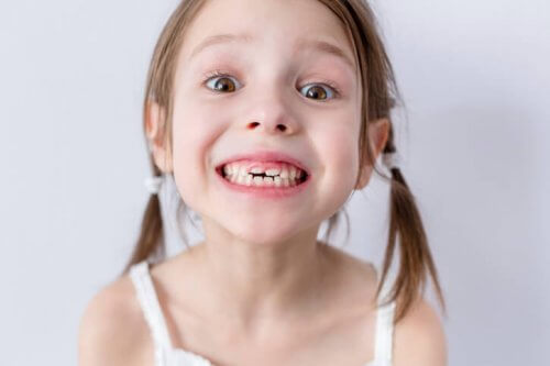 La caída de los dientes en los niños: cuándo ocurre y en qué orden