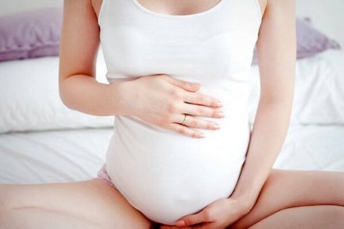 ¿Cómo hacer un masaje perineal?