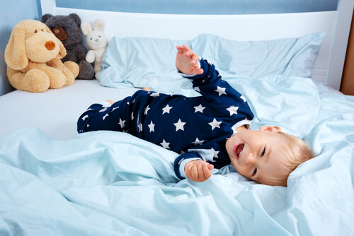 Pasar de la cuna a la cama será mucho más fácil si hacemos de ello algo divertido