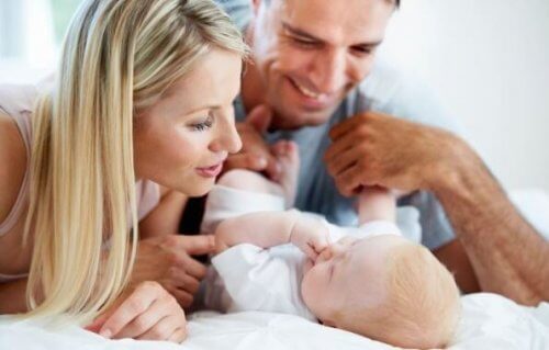 Adoptar un nino implica cambiar la estructura de la familia que hasta entonces imperaba