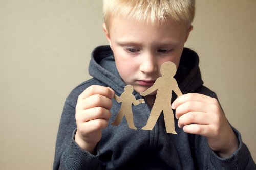 Jamás te interpongas entre tu hijo y tu ex