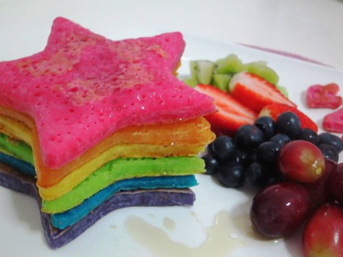 La gelatina de colores es una de las opciones más sencillas y llamativas.