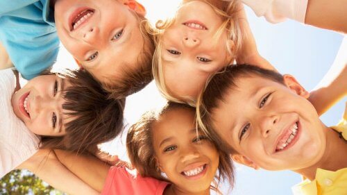 Hacer a un niño feliz es muy fácil.