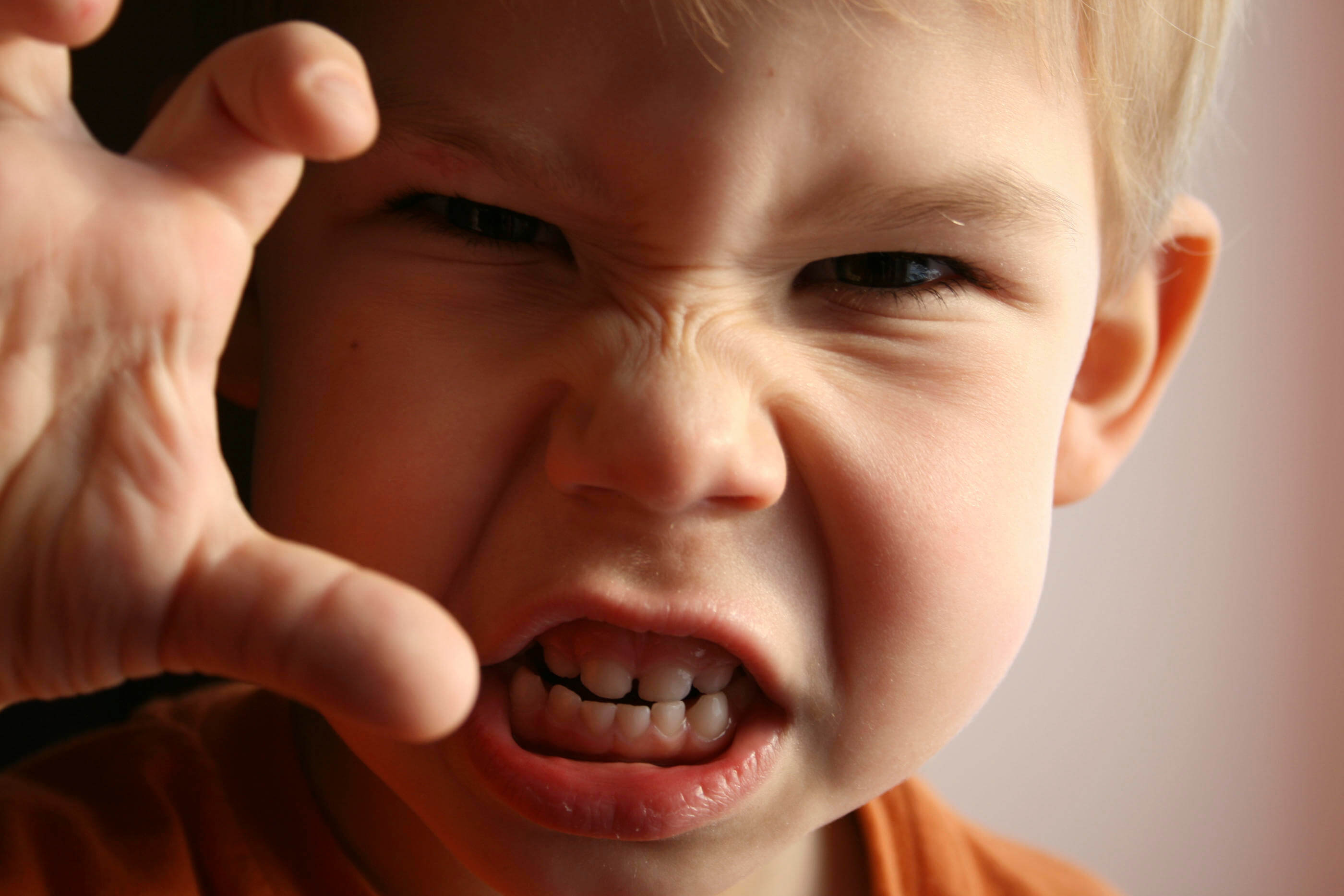 Cómo lidiar con la ira en los niños siendo padres es todo un reto.