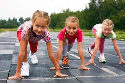 El atletismo para niños genera numerosos beneficios para la salud de los pequeños.