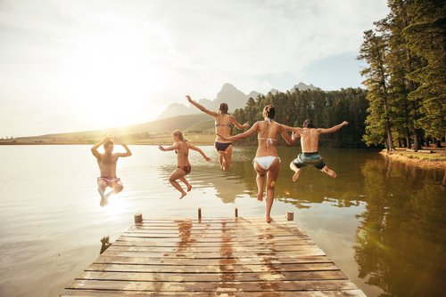 Las vacaciones en la adolescencia muchas veces son beneficiosas para los chicos.