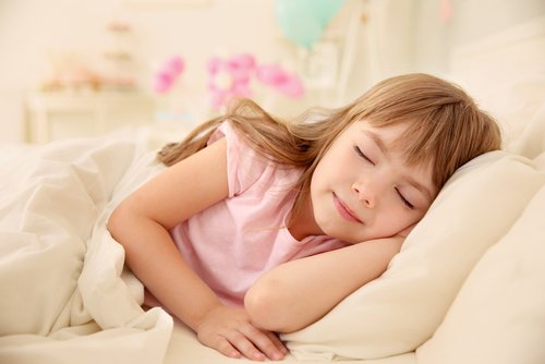 Les enfants ayant des troubles du sommeil peuvent les résoudre avec la technique 4-7-8.