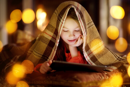 Las películas navideñas para niños ayudan a revivir su espíritu en esta época del año.