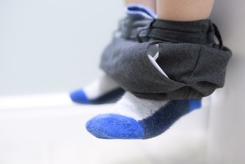 Les fruits et les fibres sont de grands alliés contre la constipation des enfants.