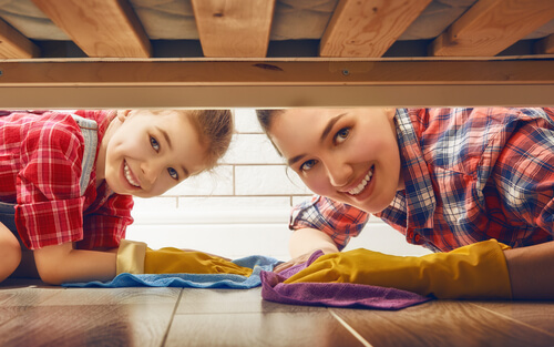 Enseña a tus hijos a colaborar en las tareas de la casa