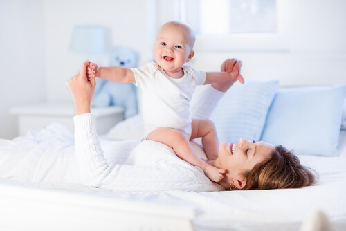 8 ejercicios para fortalecer los músculos de tu bebé