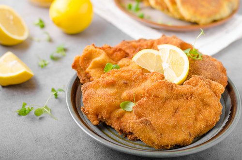 El escalope de pollo es una de las más deliciosas recetas en 15 minutos que puedes encontrar.