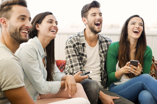 ¿Cómo mantener el equilibrio entre familia y vida social?