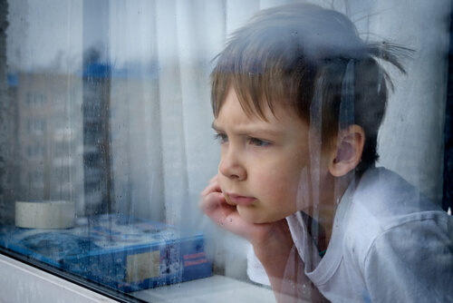 Para los niños, los días de lluvia suelen ser muy aburridos.