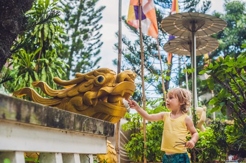 El budismo es un sistema de creencias que no se interesa por lo material.