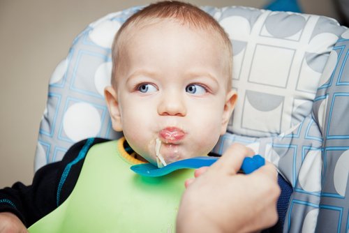Las recetas de cuchara para bebés de 9 a 12 meses permiten incorporar sabores a su alimentación.