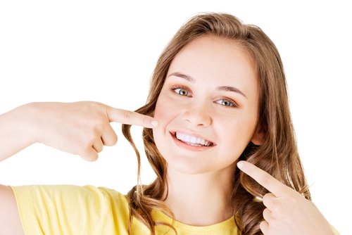 Nombreux sont ceux qui rêvent du sourire parfait et des taches contre cela.