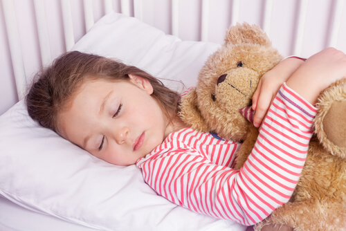 La técnica del 4-7-8 que hará que tu hijo se duerma en un minuto