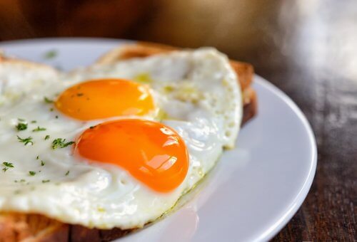 El huevo no debe faltar en las comidas de las progenitoras, sobre todo en los desayunos.