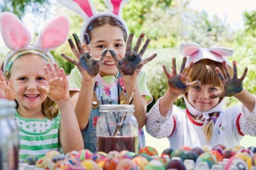 Los planes para Semana Santa con niños son una buena forma de unir a la familia. 