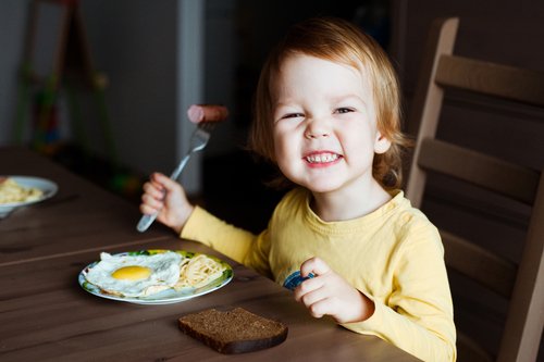 Los 9 mejores alimentos para el cerebro de los niños - Eres Mamá