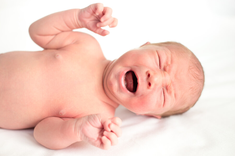 Bebés recién nacidos con cólicos, ¿que hacer?