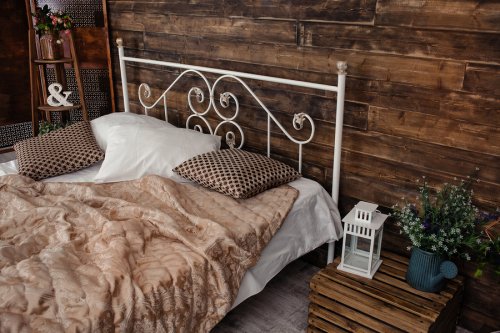 Los diferentes tipos de camas matrimoniales ofrecen sus propias ventajas.