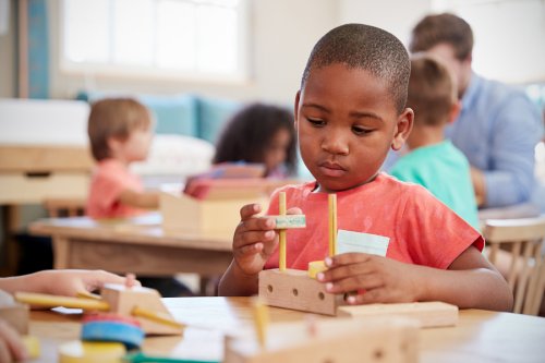 Los juegos de estrategia para niños se consiguen en muchos formatos y para todas las edades.