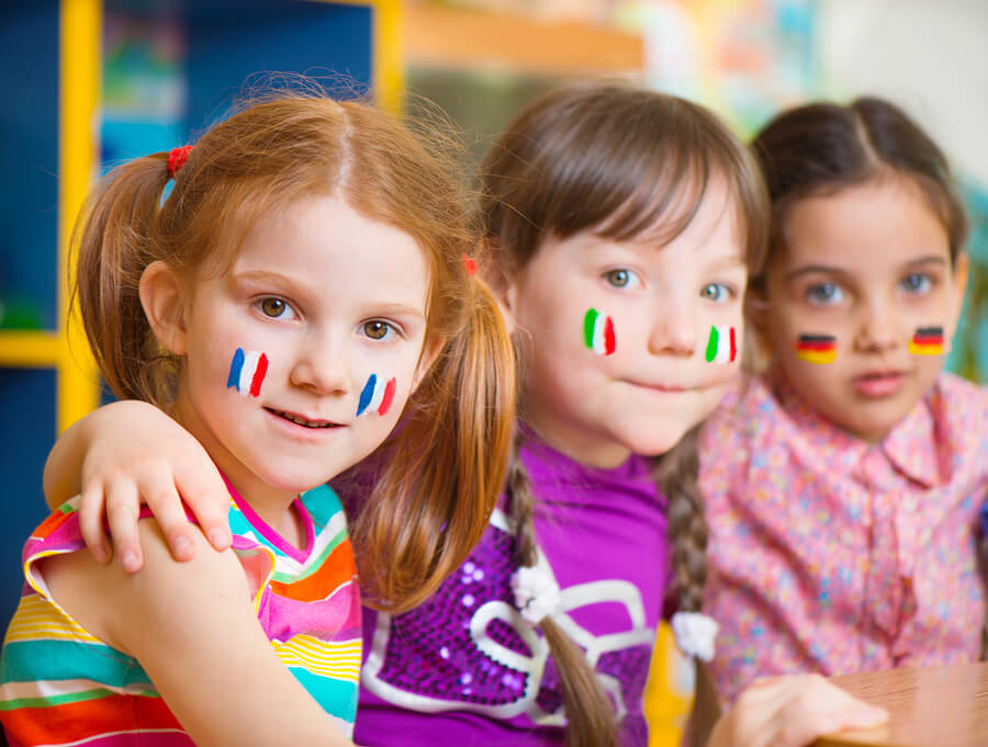 Consejos para criar niños bilingües.