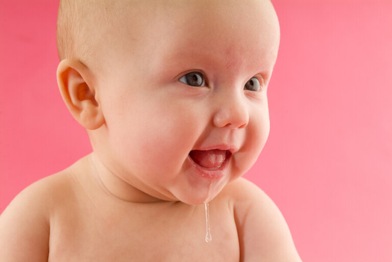 Mi bebé se babea mucho, ¿qué hacer?
