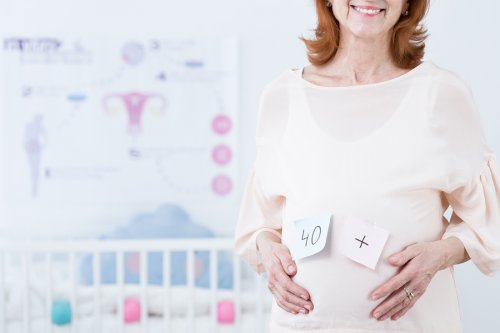 Los embarazos a una edad tardía son una decisión cada vez más frecuente en muchas mujeres.