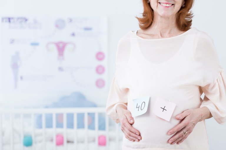 ¿Es posible quedarse embarazada durante la menopausia?