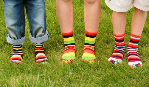Muchos padres han consultado 'qué debo hacer si mi hijo tiene hongos en los pies'.