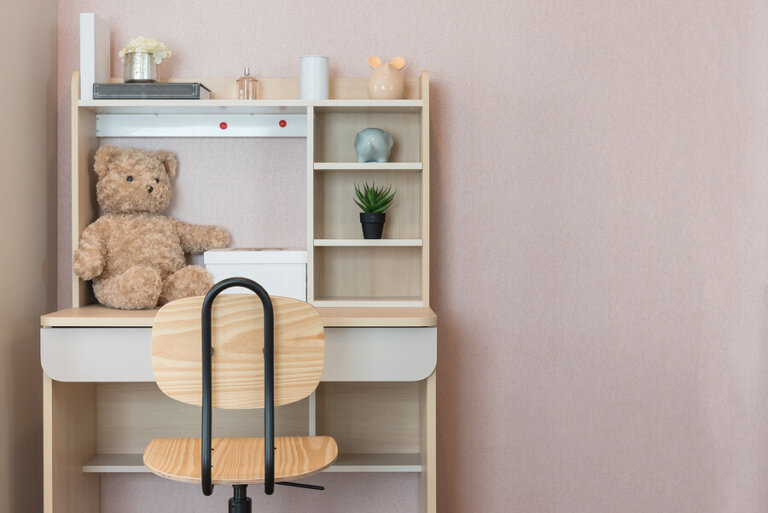 5 ideas para organizar la sala de estudios de los niños