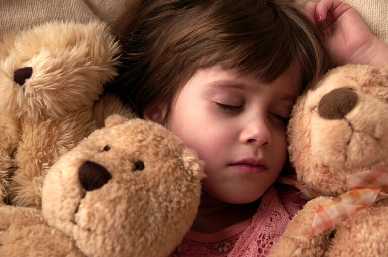 ¿Por qué los peluches son los juguetes preferidos de los niños?