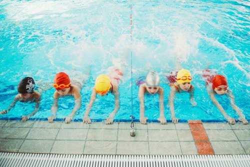 ¿Por qué es importante enseñar a los niños a nadar?