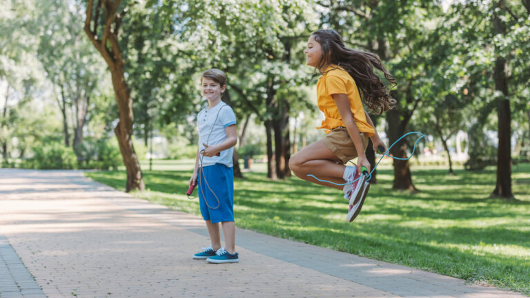 Juego de saltar la comba