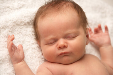 ¿Es normal que mi bebé no llore nunca? Razones y consejos