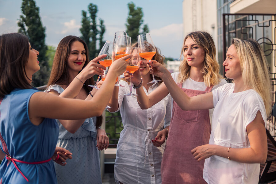 ¿Cómo organizar una despedida de soltera inolvidable?