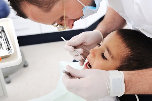 La primera visita al dentista puede marcar al infante para sus consultas futuras con todos los médicos.