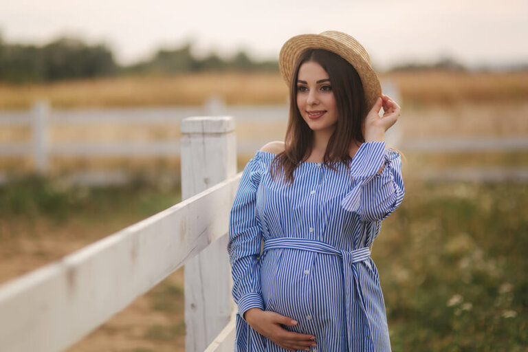 La ropa que mejor les sienta a las madres embarazadas