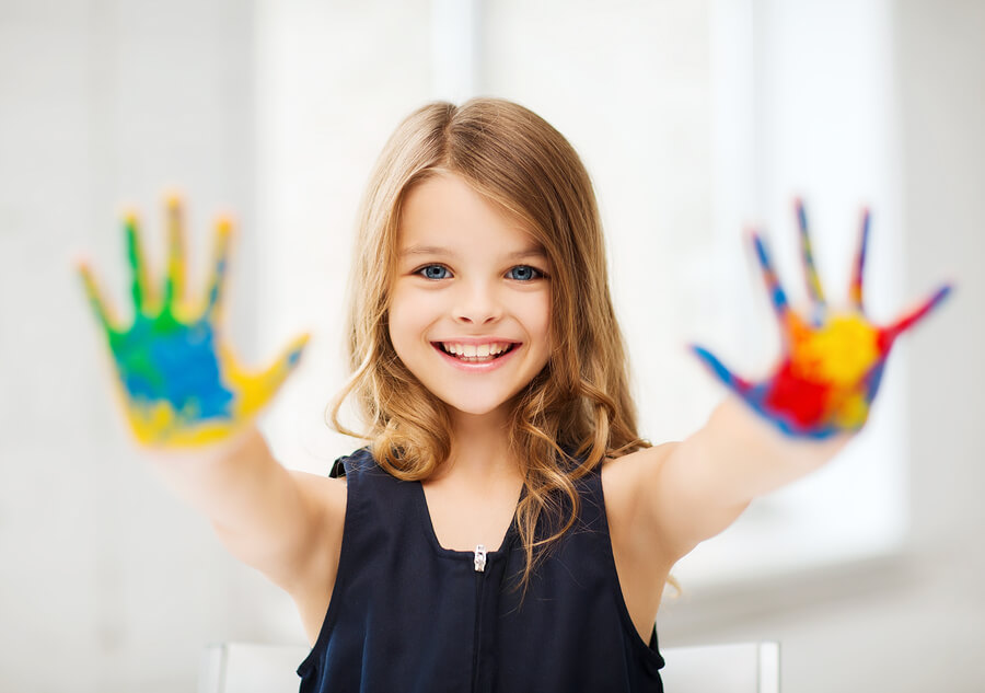 La creatividad en los niños debe recorrer ciertos campos de crecimiento y aprendizaje.