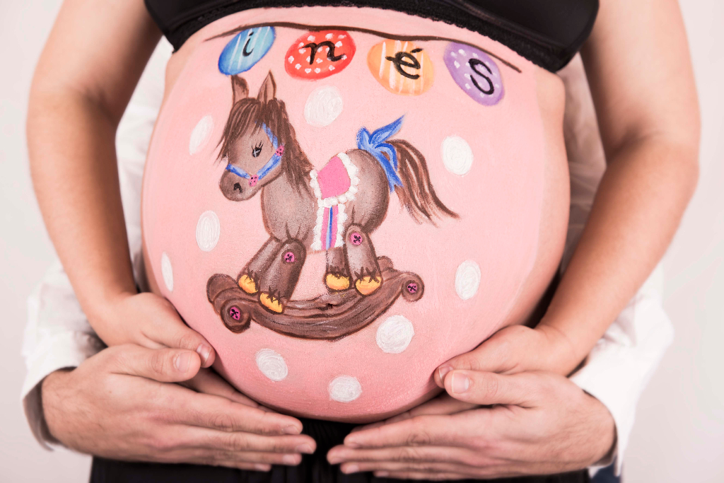 Barriga pintada embarazo bellypainting