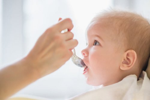 ¿Es bueno conservar la comida para el bebé?