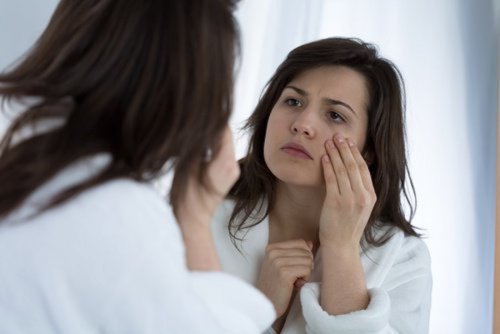 Secretos para madres cansadas: ¿cómo disimular las ojeras?